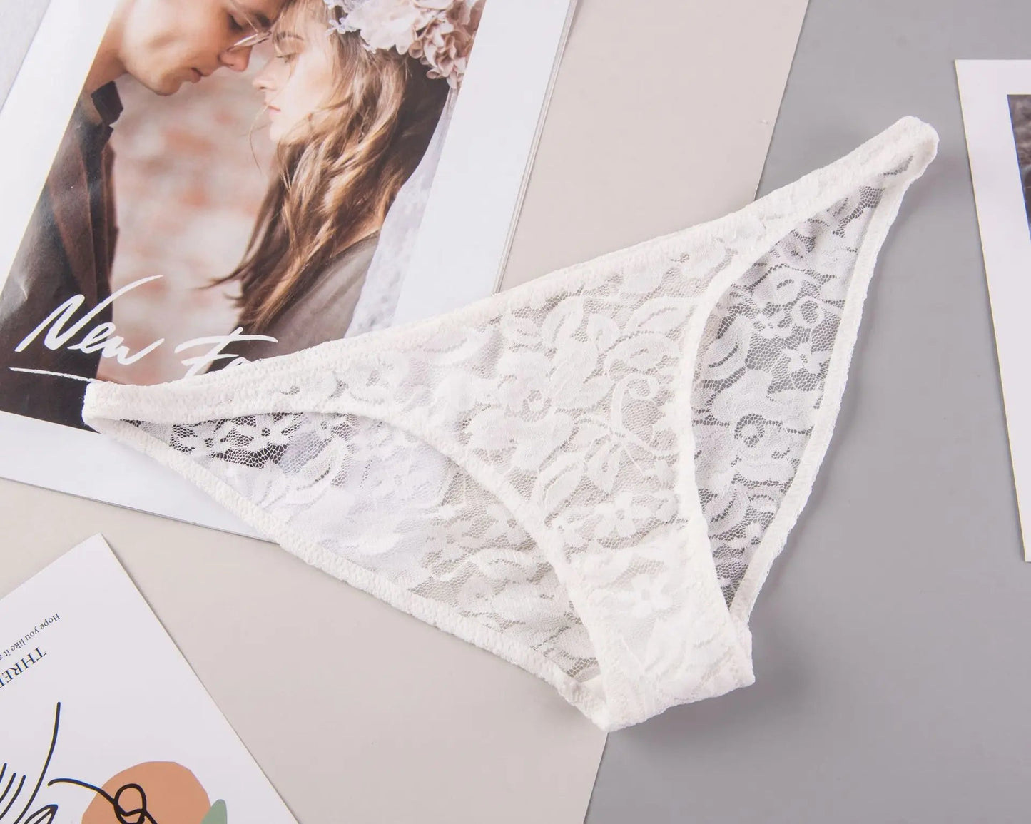 Women's Underwear Sexy Lace Panties Fashion Transparent Comfortable Briefs Low Waist Seamless Underpants Female Sexy Lingerie luvshop24