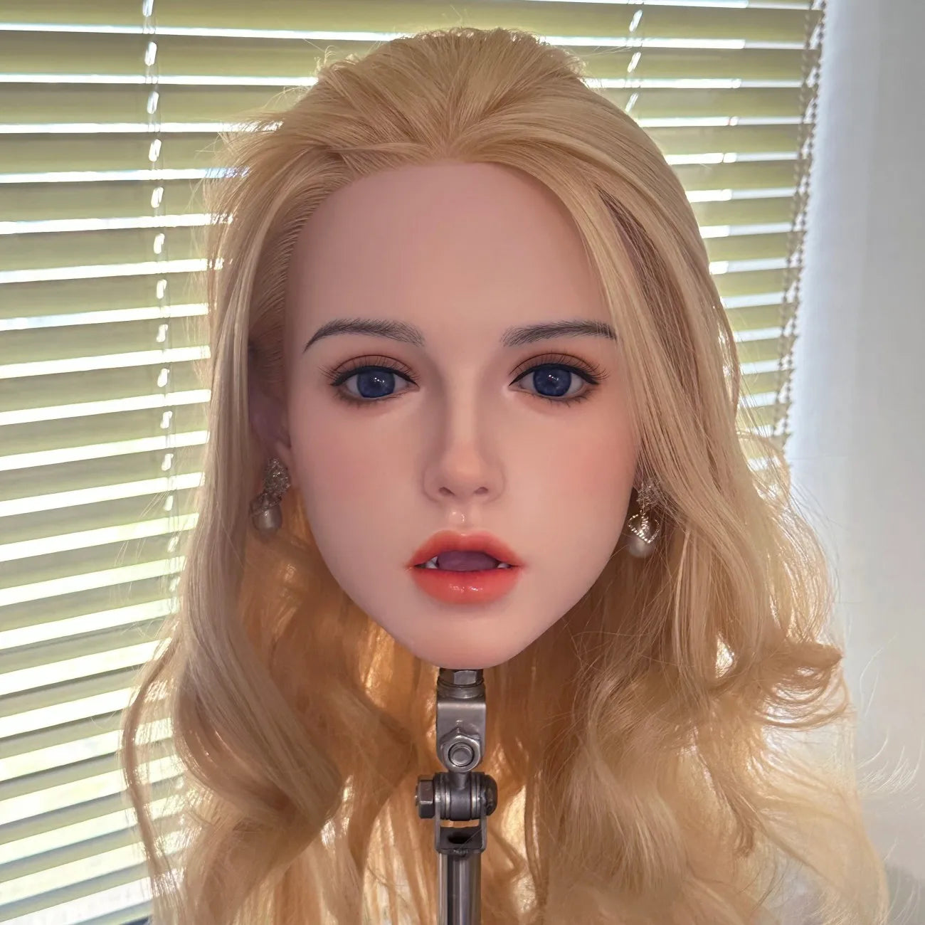 1:1 adult simulation head, with tongue and teeth, real oral cavity, can be used in conjunction with human silicone head for hair luvshop24